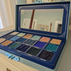 Jeffree Star Blue Blood Eyeshadow Pallet